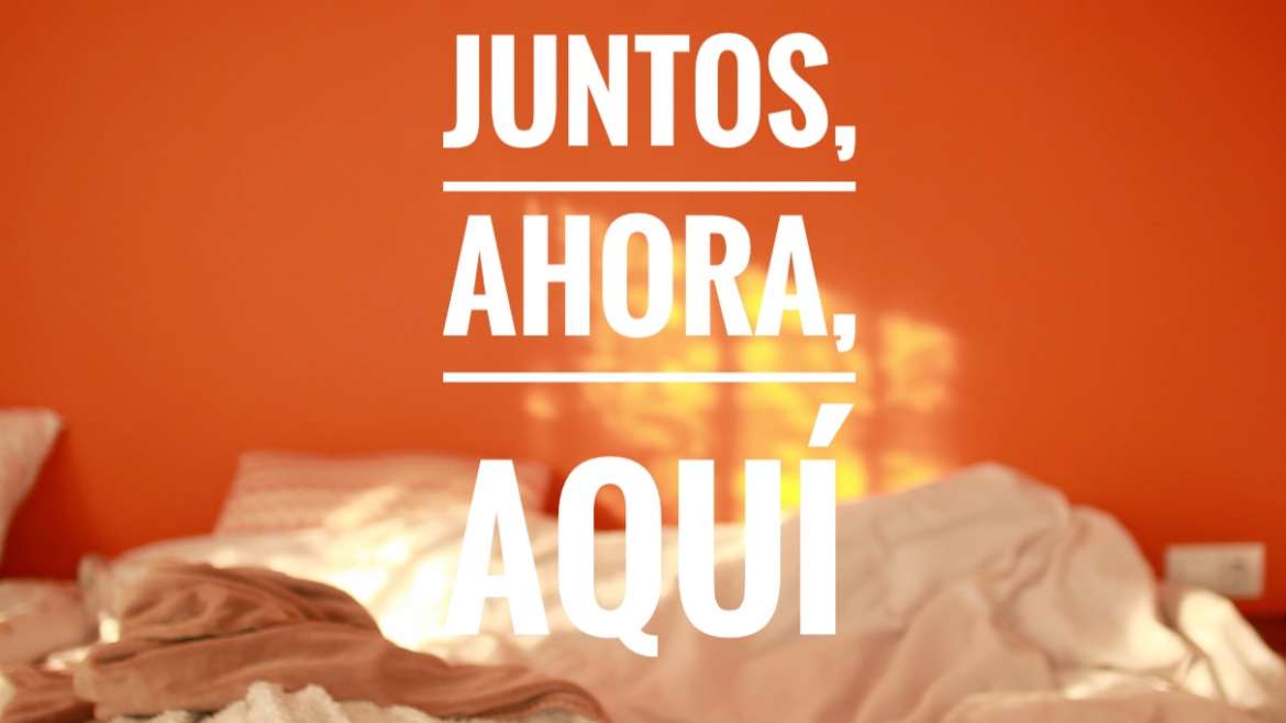 Juntos, ahora, aquí. ¡Felices fiestas!