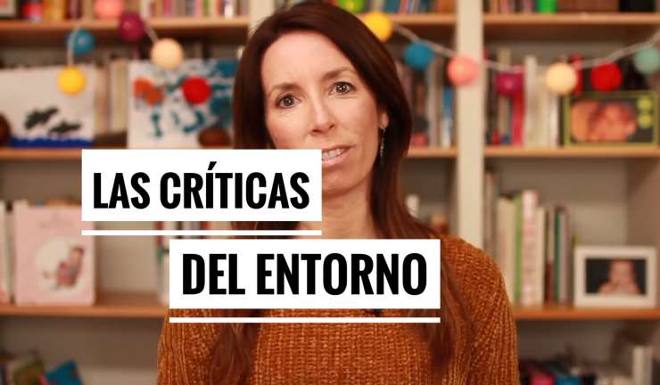 Las críticas del entorno en la maternidad