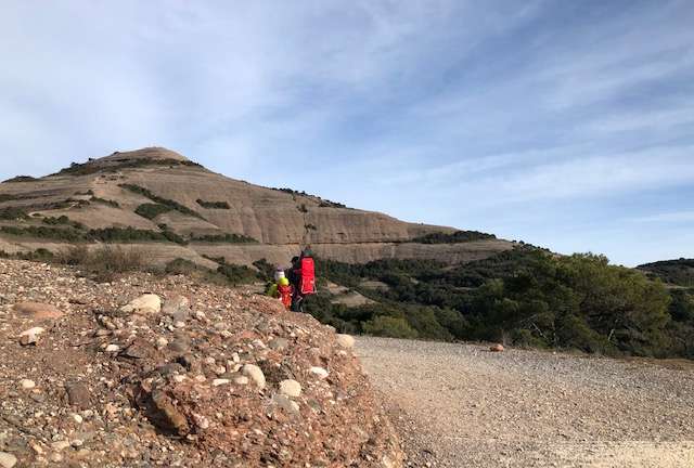 Ir al monte con niños: cómo conseguir que caminen